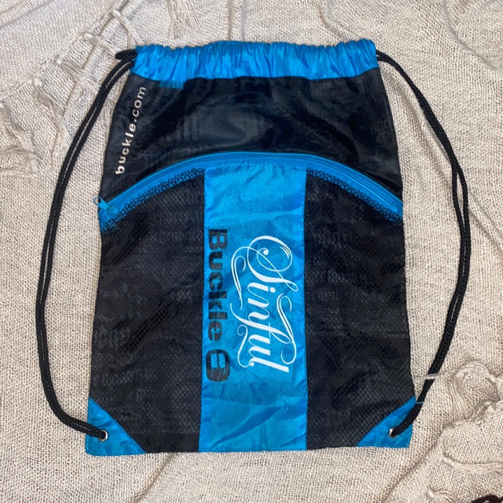 BUCKLE Y2K drawstring backpack!